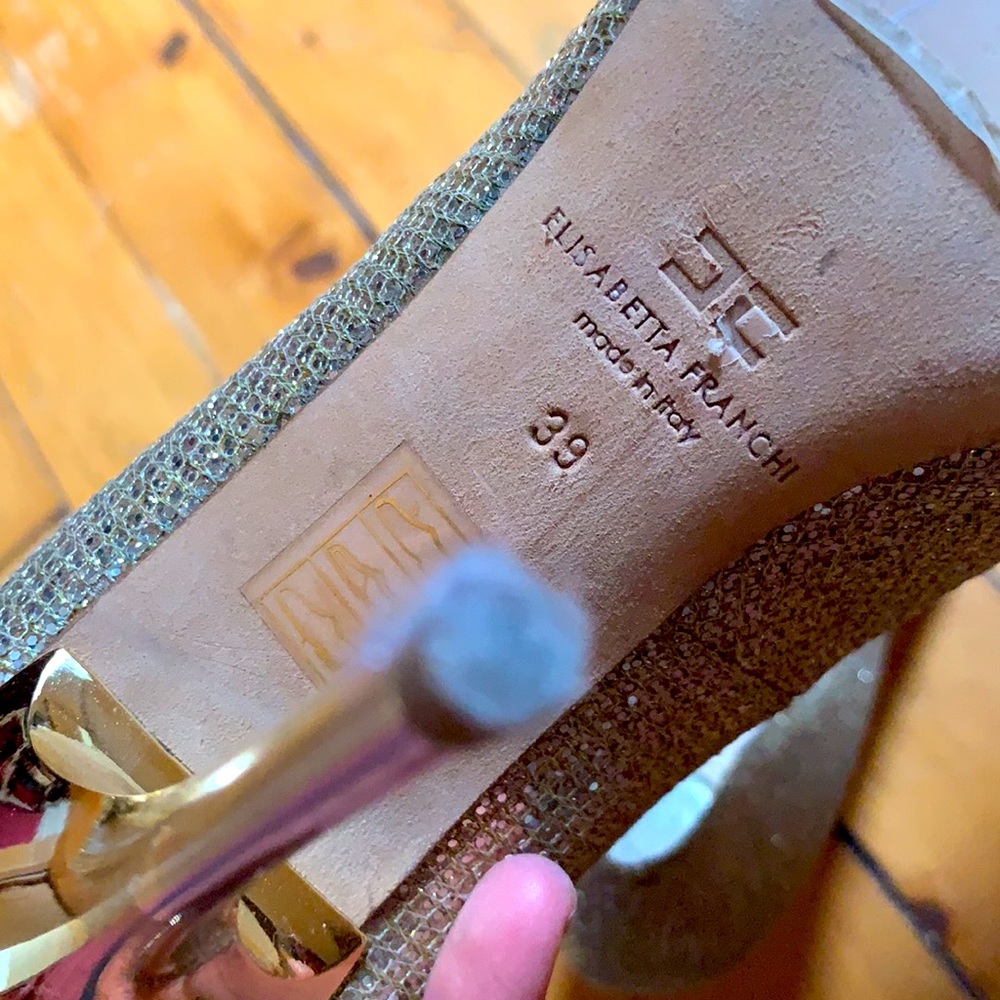 Shoes - Picture 5 of 5